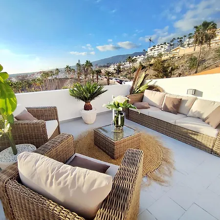 Luxury Ocean View Apartment *