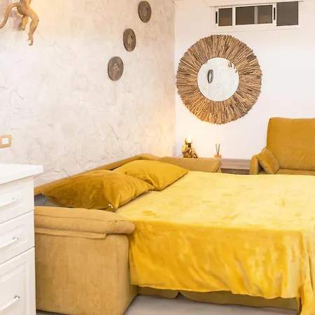 Luxury Ocean View Apartment