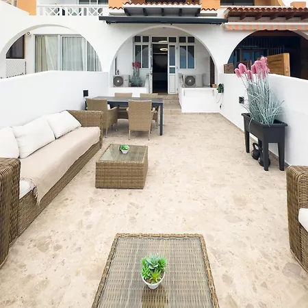 Luxury Ocean View أذيخي